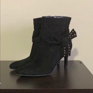 Zip up suede booties